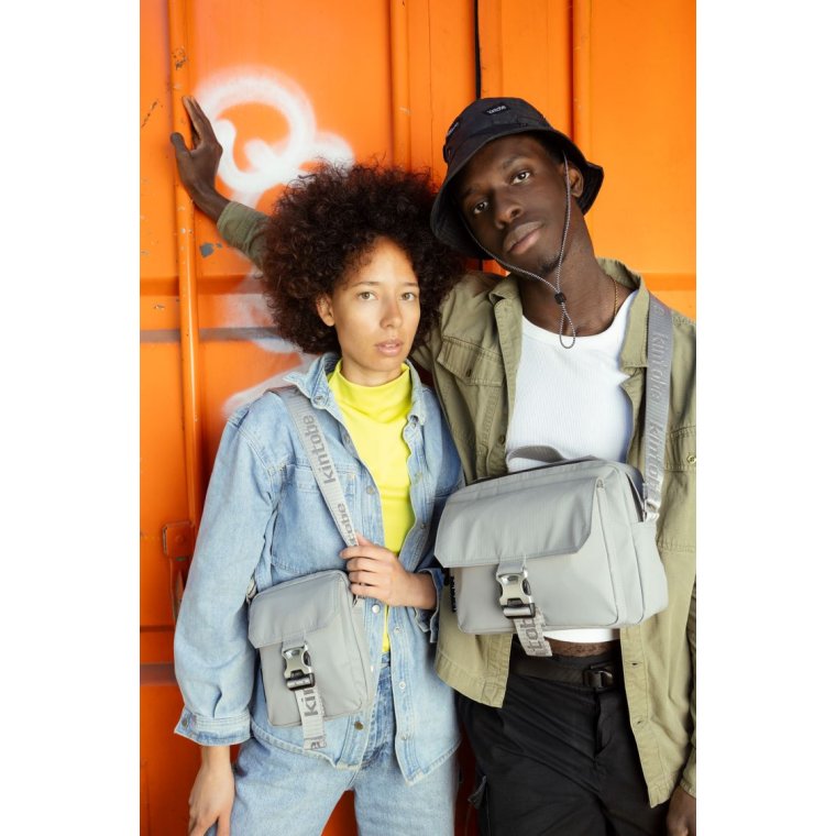 KINTOBE - NICO CROSSBODY BAG - Chrome Grey