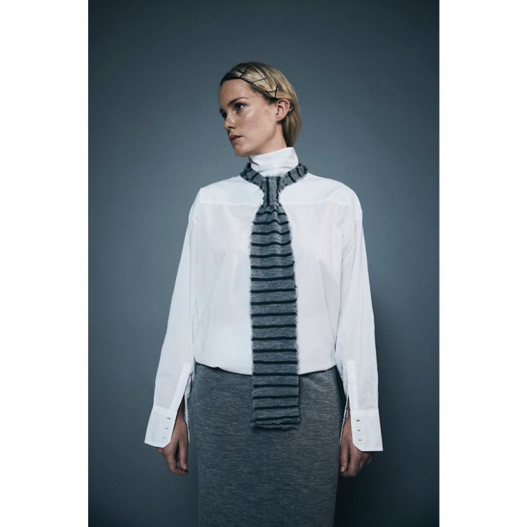 By Basics - 1049 bow scarf raw edged - steel grey mel/asphalt