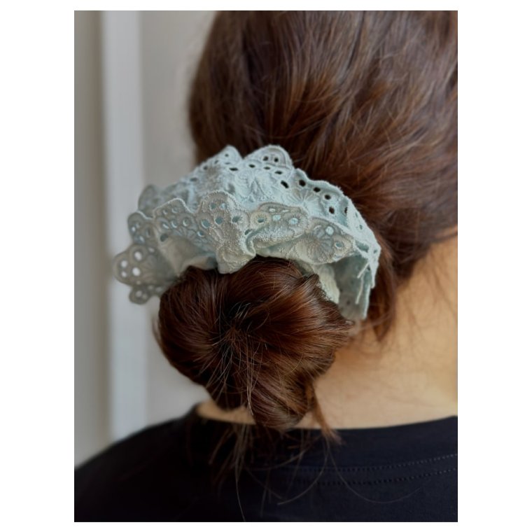 PICO - Lace Scrunchie