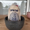 Læsø keramik skål blå + Læsø Salt 200g i lærredspose