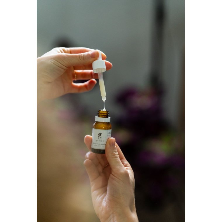 Grums - HA + peptide complex under eye serum
